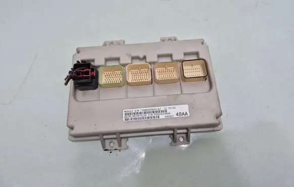 Chrysler Voyager Comfort/convenience module P04692248AA