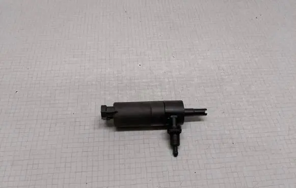 Saab 9-5 Headlight washer pump 19222 072708 060117