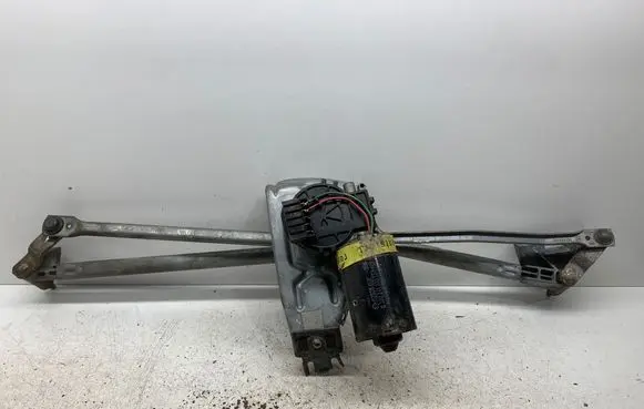 Audi 100 S4 C4 Front wiper linkage and motor 0390241330 058366 3397020259