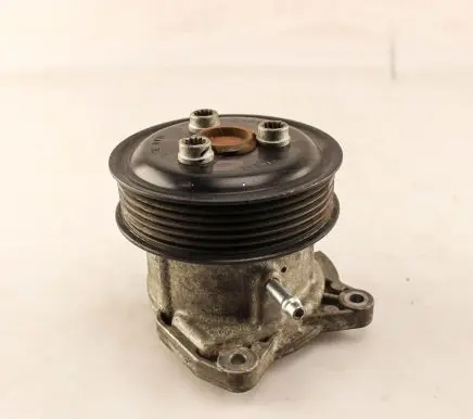 Volkswagen Polo V 6R Water pump 03F121031A