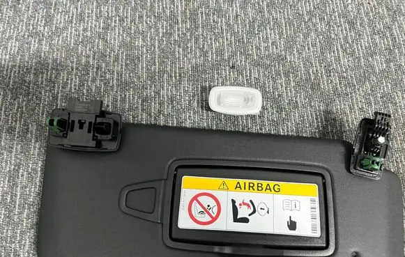 Mercedes-Benz CLA C118 X118 Sun visor clip/hook/bracket A0998210011 030321
