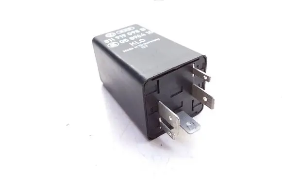 Audi 80 90 B3 Hazard warning light relay 811919098B