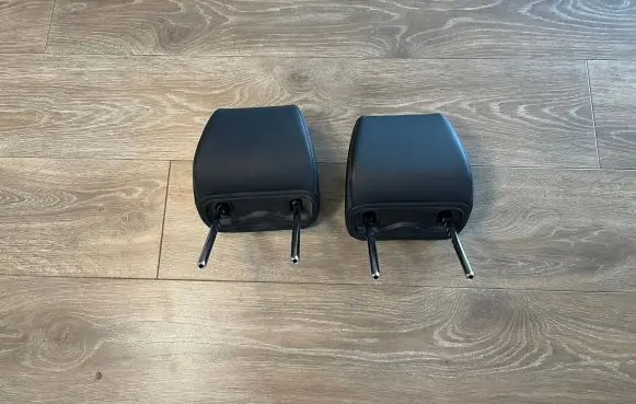 Honda CR-V Front seat headrest 