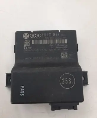 Audi A4 S4 B8 8K Gateway control module 8R0907468H 8R0907468C