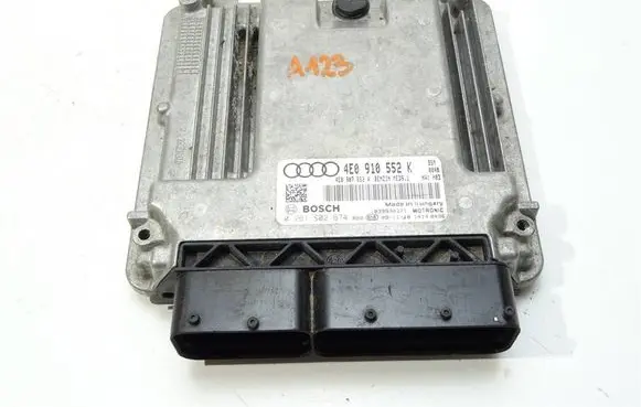 Audi A8 S8 D3 4E Engine control unit/module ECU 4E0910552K