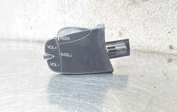 Ford Focus Multifunctional control switch/knob 98AB14K147AC