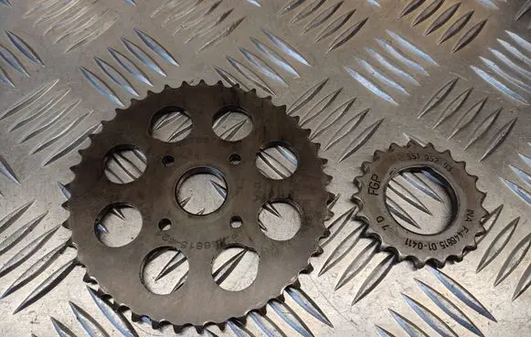 Opel Corsa D Timing chain sprocket 55195293 46788782