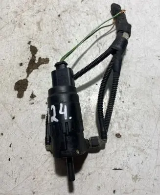 Audi A6 S6 C6 4F Windscreen/windshield washer pump 1T0955651A