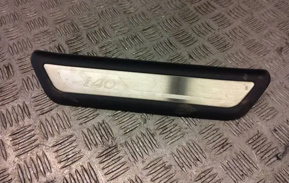 Hyundai i40 Rear sill trim cover 858783Z100