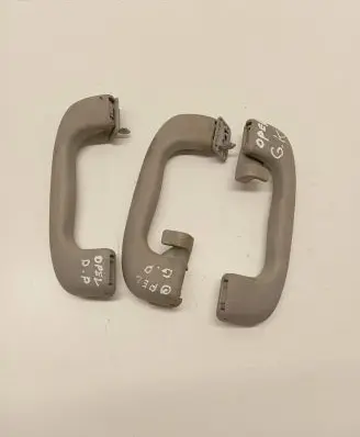 Opel Zafira B Front interior roof grab handle 317382836