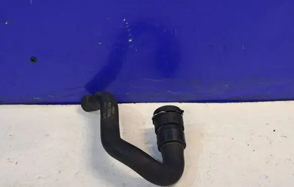 Volvo S80 Engine coolant pipe/hose BG918B160GA