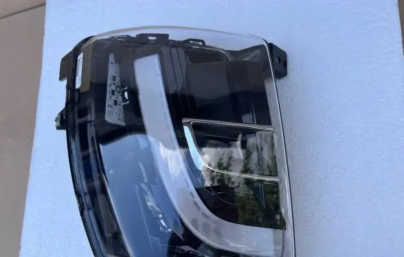 Tesla Model X Front fog light 1034329 1034327 034325