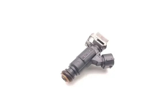 Peugeot 208 Fuel injector 9676017480