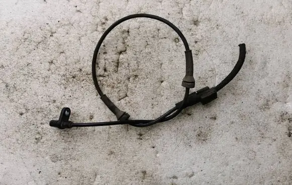 Nissan Qashqai ABS rear brake sensor PA612 GF33