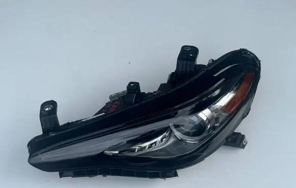 Alfa Romeo Giulia Headlight/headlamp