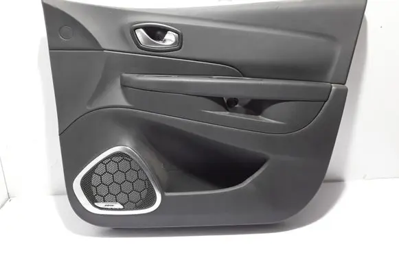Renault Captur Front door card panel trim 809007791R