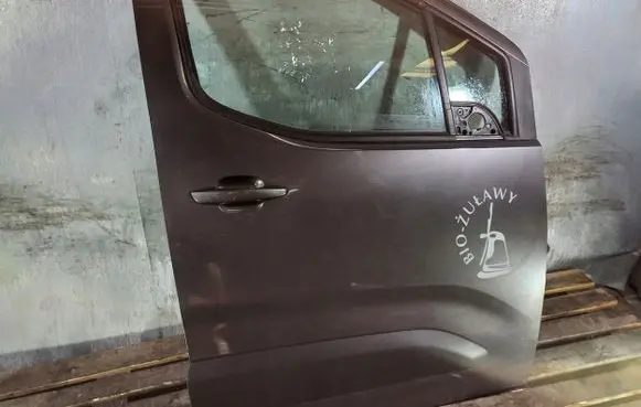 Peugeot Partner III Front door