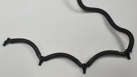 Ford C-MAX I Fuel return line/hose 