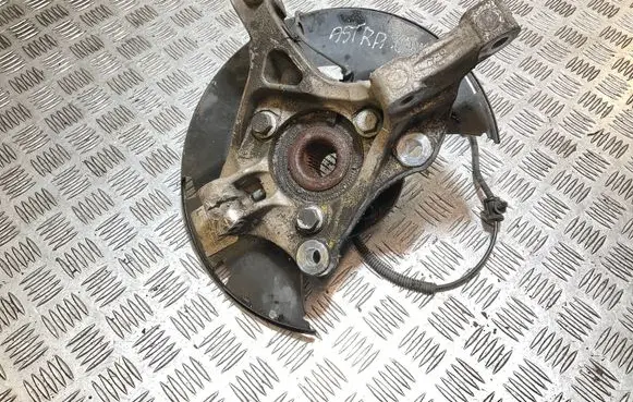 Opel Astra J Front wheel hub