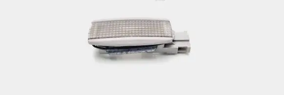 Volkswagen PASSAT B5 Other interior light 3B0947113