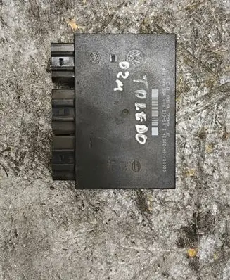 Seat Toledo II (1M) Comfort/convenience module 1C0959799