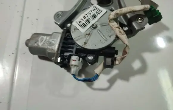 Subaru Legacy Rear door window regulator motor 