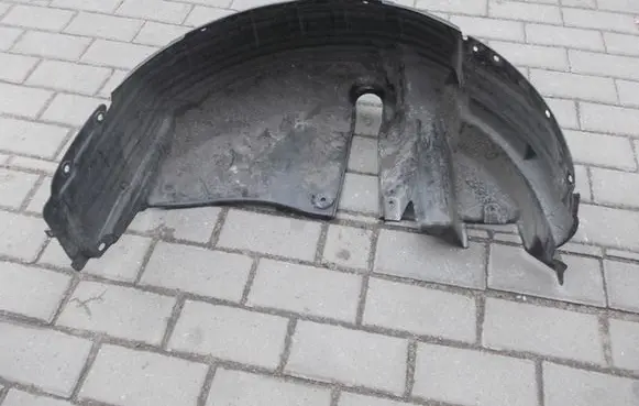 Suzuki Swift I Rear arch fender liner splash guards