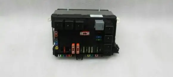 Mercedes-Benz S W221 Fuse module A2215403050