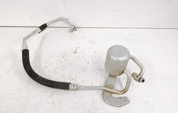 Nissan Leaf I (ZE0) Air conditioning (A/C) pipe/hose 