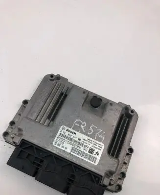 Peugeot 2008 I Engine control unit/module ECU 9808016480 0281030548