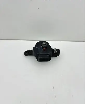 Subaru Outback (BT) Engine mount bracket 41022FL01A