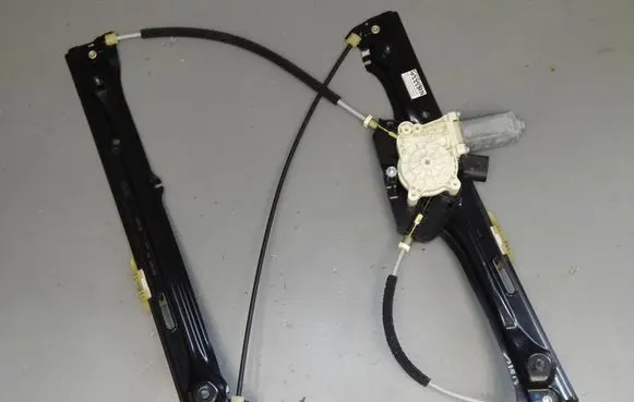 BMW X4 F26 Front door window regulator with motor 7355635
