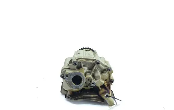 BMW X6 E71 Oil pump 7612772 761277201 7568821