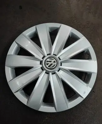 Volkswagen Transporter - Caravelle T6 R16 wheel hub/cap/trim 7E0601147