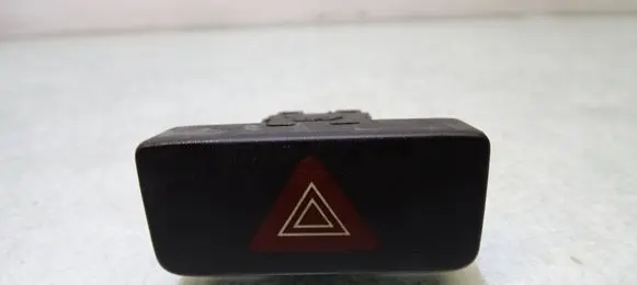 Suzuki Alto Hazard light switch