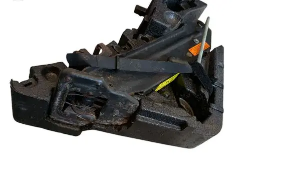 Porsche Cayenne (9PA) Tool box 7L0012112