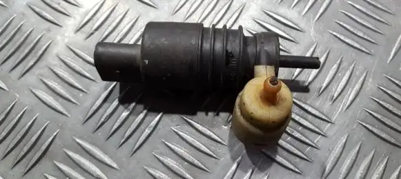 Audi A4 S4 B5 8D Windscreen/windshield washer pump