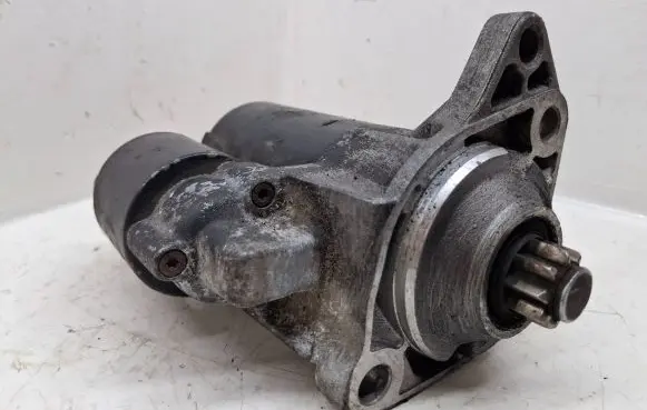 Seat Leon (1M) Starter motor 0001121006 03L911023F