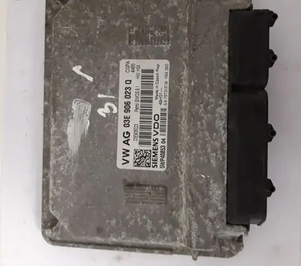 Skoda Fabia Mk1 (6Y) Engine control unit/module 03E906023Q 5WP40853