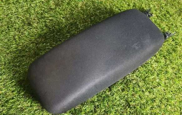 Toyota Avensis T250 Armrest