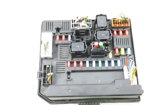 Nissan Qashqai Central body control module 284B7JD00B
