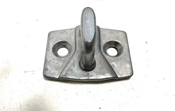 BMW 5 F10 F11 Front door lock loop/hook striker 724963 0209