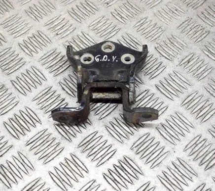 Mitsubishi Pajero Tailgate/trunk/boot hinge