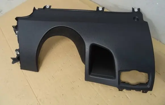 BMW 1 E81 E87 Dashboard lower bottom trim panel 7059194 7124664 7124665