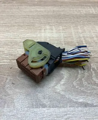 Ford Mondeo Mk III Plug wire 1670067 416700679 1719671