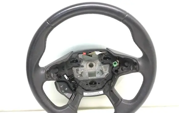 Ford Focus Steering wheel AM513600BF3ZHE AM5T9E740AB