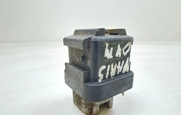 Toyota Yaris Glow plug pre-heat relay 1567000071