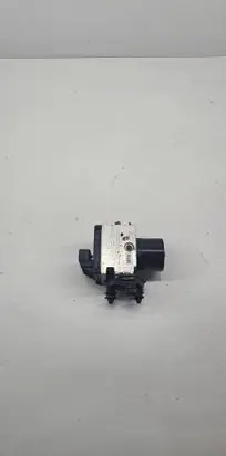 Volkswagen PASSAT B6 ABS Pump 3C0614109 16420501 16420301A