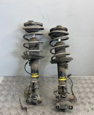 Mercedes-Benz C W204 Front shock absorber with coil spring 