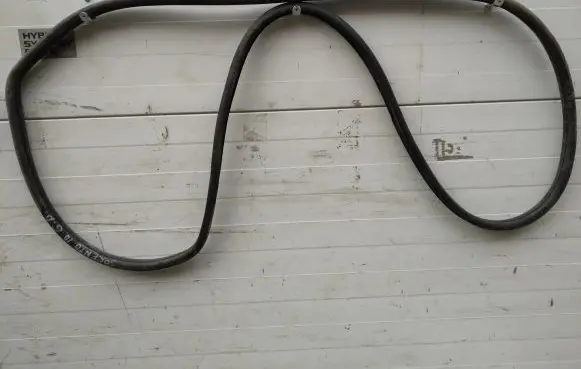 KIA Sorento Rear door rubber seal (on body) 
